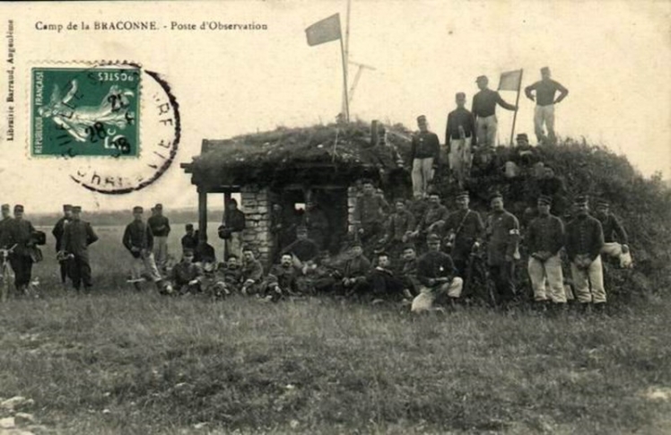 CPA 16 CAMP DE LA BRACONNE A LA CORVEE DES PAILLASSES