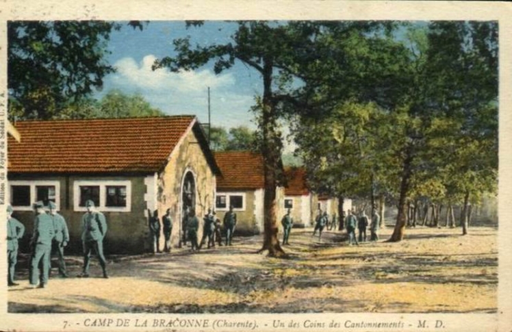CPA 16 - Environs d'Angoulême - Le Camp de la Braconne - La